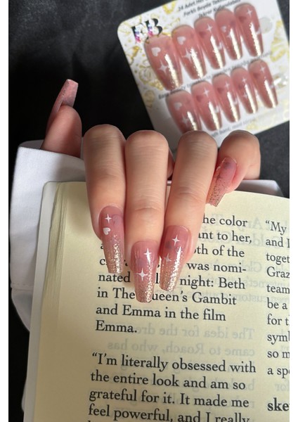 Orta Küt 24 Adet Takma Tırnak Seti Simli ve Yıldızlı Tırnak R737 fırsatları