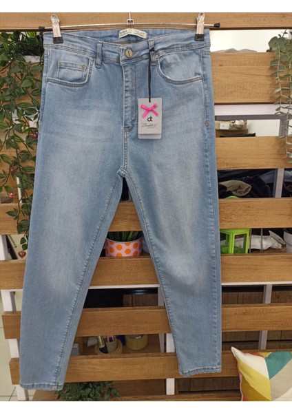 Açık Mavi Kadın Jean Pantolon 26KD52000001 1010B
