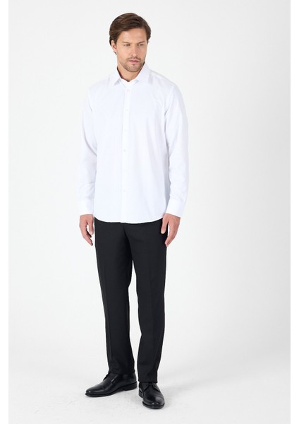 Beyaz Uzun Kol Sert Yaka Cepsiz Comfort Fit Pamuklu Gömlek 1004250914