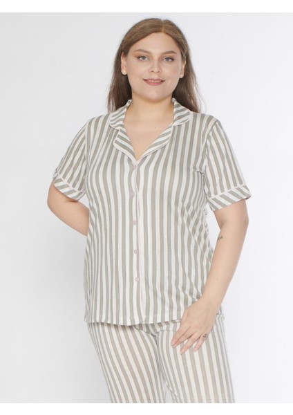 Boydan Düğmeli Battal Büyük Beden Çizgili Kısa Kol Pijama Takımı Alperi B780-26