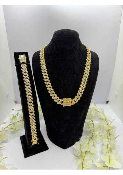 22 Ayar Altın Kaplama Özel Parlayan Taşlı Set : Kolye Bileklik LVD532