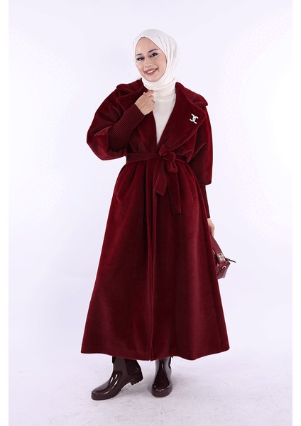Bel Kuşaklı Yaka Taş Broş Detaylı Uzun Kaban 7923 Bordo