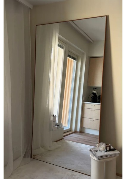 Modern Dikdörtgen Ahşap Çerçeveli Boy Aynası Dekoratif Büyük Boy Duvar Aynası modelleri