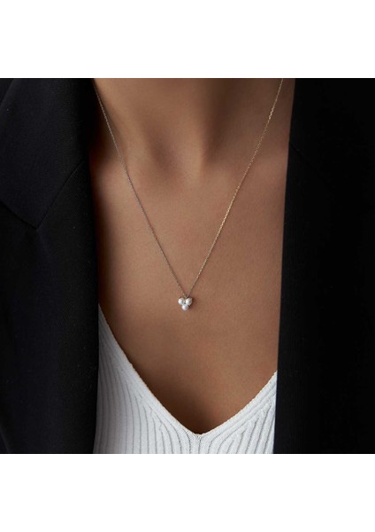 Üç Inci Tohum Kolye