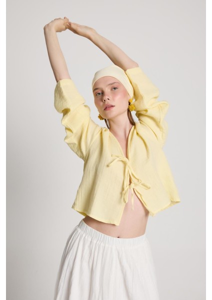 Sarı Müslin Kumaş Önden Bağlamalı Bluz 27355