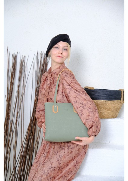 Orijinal Just Polo Günlük Kullanıma Uygun Kadın Omuz Çantası fiyatları