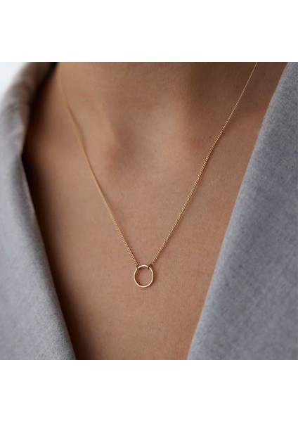 Sade Charm Halkası Kolye