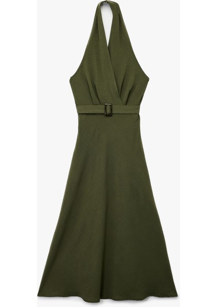 Aerobin Kumaş Sırt Dekolte Detaylı Kemerli Kruvaze Halter Yaka Kloş Elbise