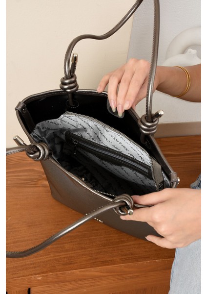 Orijinal Just Polo Günlük Kullanıma Uygun Kadın Omuz Çantası fiyatları