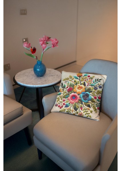 Embroidery DS17 Dijital Baskılı Kırlent Kılıfı fiyatları