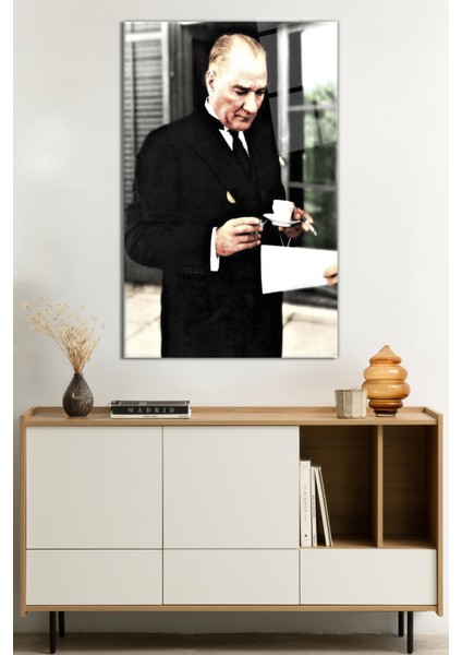 Mustafa Kemal Atatürk Portresi Cam Tablo, Darbelere Dayanıklı Kırılmaz Cam, Hediyelik