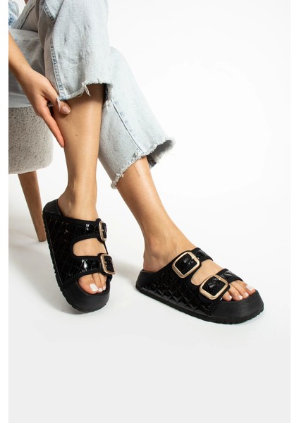 Kapitone Parlak Siyah Tokalı Kadın Terlik – Ortopedik, Şık, Kaymaz Taban fiyatları