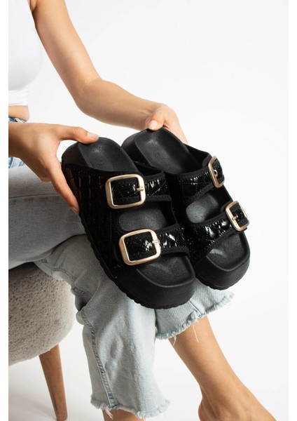 Kapitone Parlak Siyah Tokalı Kadın Terlik – Ortopedik, Şık, Kaymaz Taban modelleri