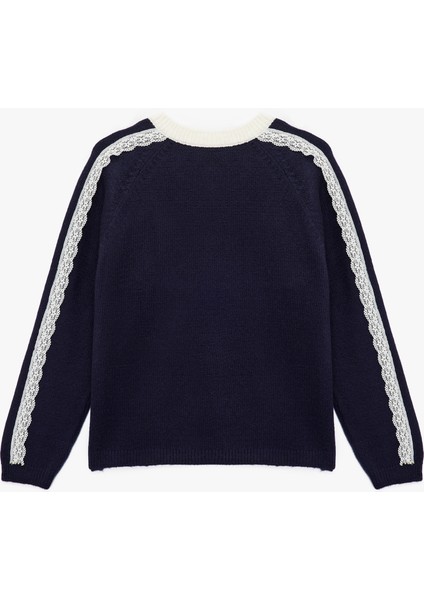 Dantel Detaylı Uzun Kollu Desenli Bisiklet Yaka Kazak fırsatları