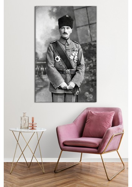 Üniformalı Atatürk Portresi Cam Tablo, Darbelere Dayanıklı Kırılmaz Cam, Hediyelik fiyatları