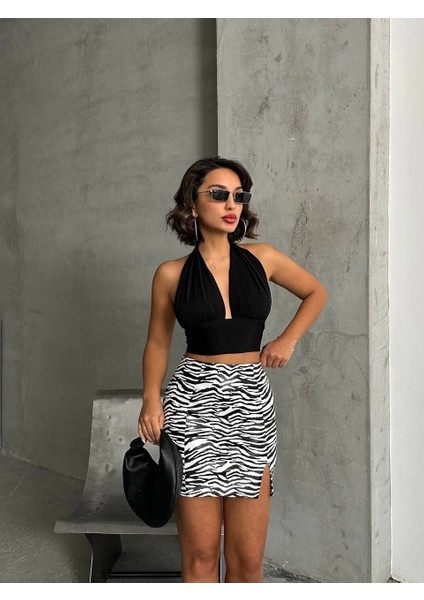 Tek Yırtmaçlı Zebra Desenli Deri Etek Beyazsiyah W24475-S fırsatları
