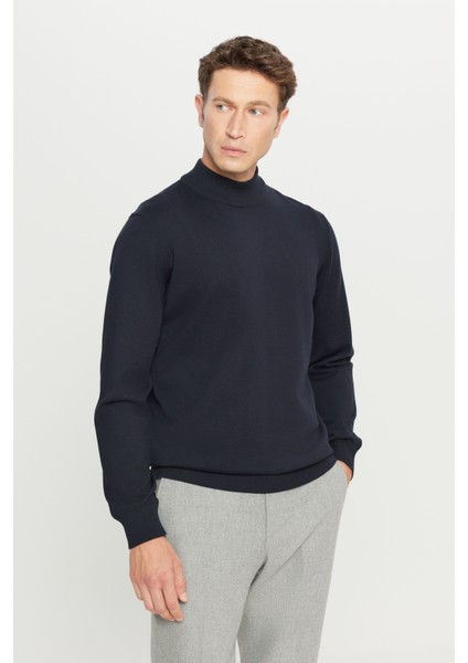 Pamuklu Standart Fit Normal Kesim Yarım Balıkçı Yaka Triko Kazak modelleri