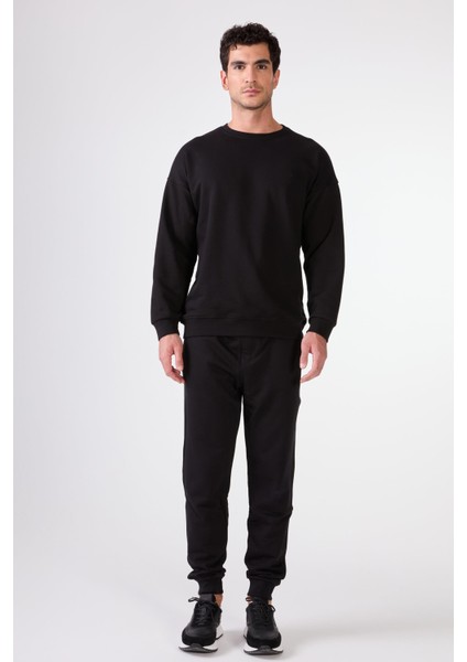 Siyah Bisiklet Yaka Regular Fit Erkek Sweatshirt fiyatları