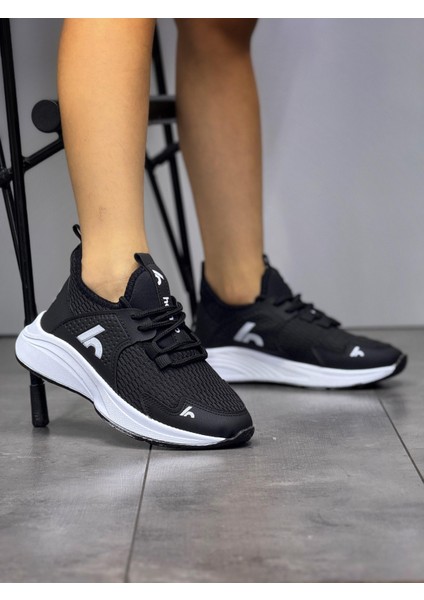 Bağcıklı Unisex Çocuk Spor Ayakkabısı-Siyah-Beyaz