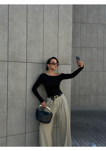 Kadın Siyah Kayık Yaka Pamuk Kumaş Body fiyatları