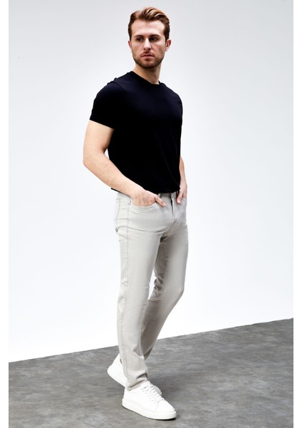 Erkek Taş Rengi Regular Fit Rahat Kesim Esnek Likralı Denim Jeans Kot Pantolon HLTHE001918 fiyatları