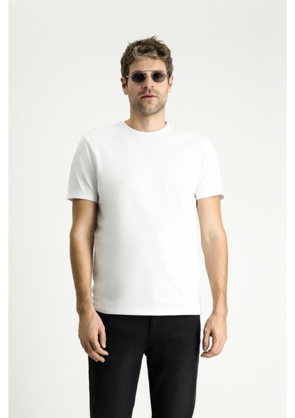 Bisiklet Yaka Slim Fit Dar Kesim Süprem Pamuk Tişört modelleri