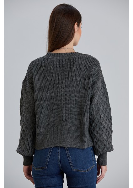 Kadın Balon Kol Örgü Desenli Crop Triko Hırka