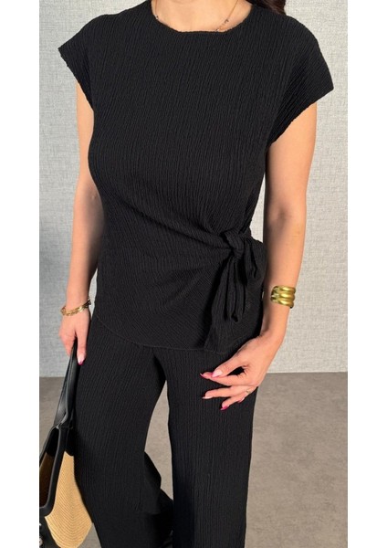 Kadın Kısa Kollu Bisiklet Yaka Yandan Bağlamalı Bürümcük Bluz ve Pantolon Ikili Takım indirimleri
