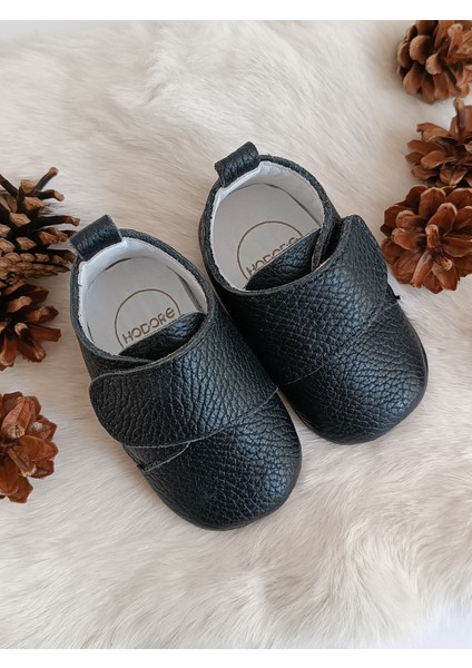 Siyah Hakiki Deri Cırt Cırtlı Bebek Ayakkabı