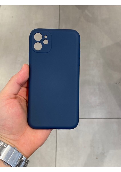 Apple iPhone 11 Uyumlu Darbe Emici İçi Kadife Lansman Silikon Kılıf