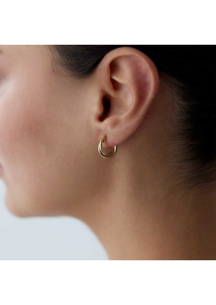 Bombeli Kıvrım Küpe