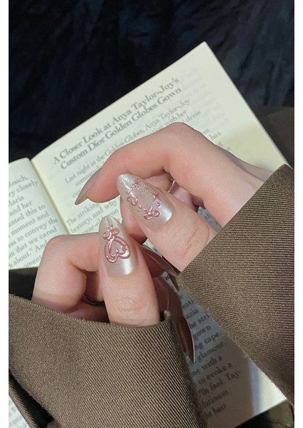 Xsmall Beden Uzun Badem Pembe Kalp Desenli 10 Adet Takma Tırnak Seti T104