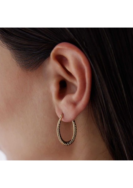 Geniş Kalemli Halka Küpe