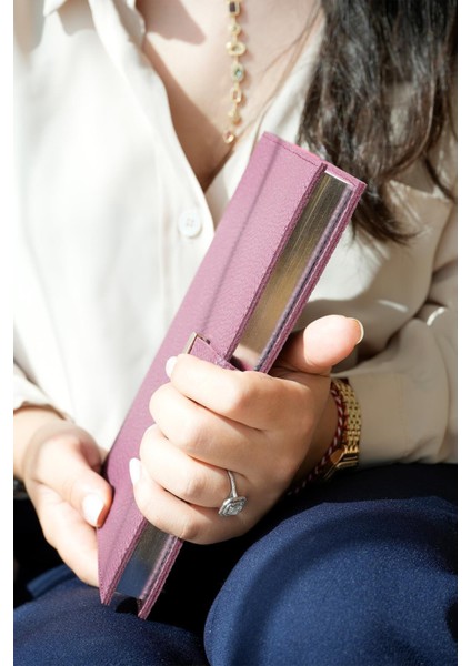 Executive Vegan Deri Defter. A5. 100 Gr. 240 Sayfa. Kenar Yaldızlı Bordo indirimleri