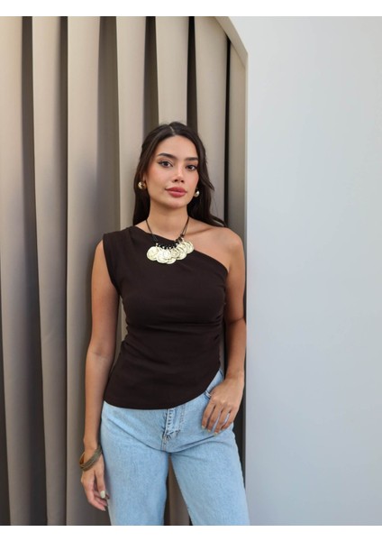 Tek Omuz Asimetrik Bluz fırsatları
