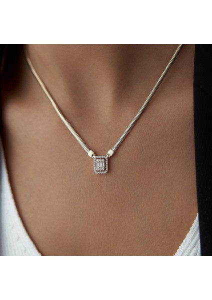 Balık Sırtı Üçlü Baget Taşlı Kolye