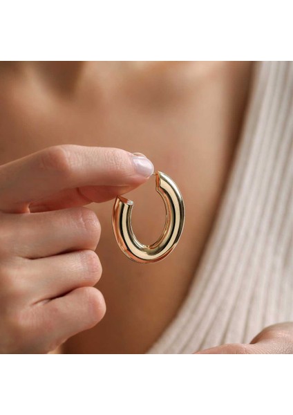 O Kanca Vidalı Küpe