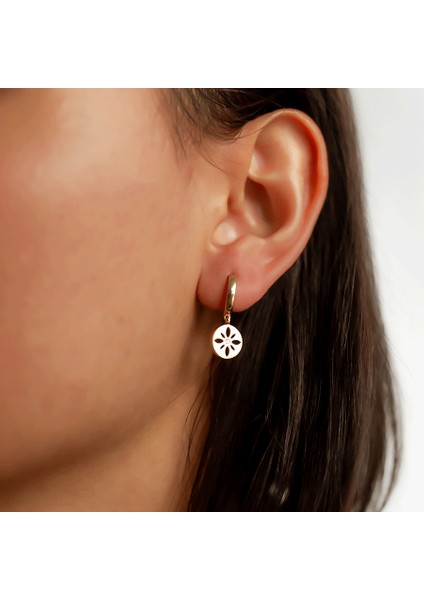 Plaka Modelli Sallantılı Küpe