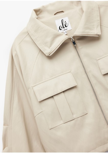 Uzun Kollu Dik Yaka Cep Detaylı Fermuarlı Oversize Viskon Ceket indirimleri