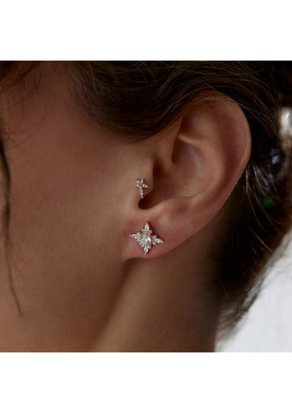 Taşlı Zarafet Küpe