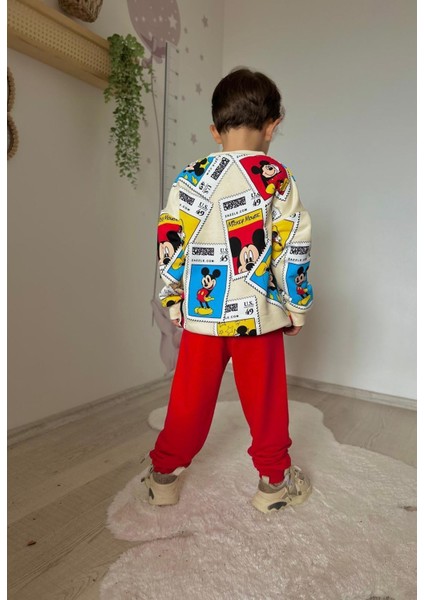 Erkek Çocuk Mickey Baskılı Beli Lastikli ve Bağcıklı Mevsimlik Pamuklu Kumaş Kırmızı Eşofman Takımı modelleri