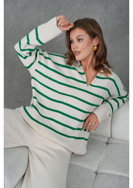 Kadın Benetton Yeşili Üstü Çizgili V Yakalı Alt-Üst Triko Takım 26051
