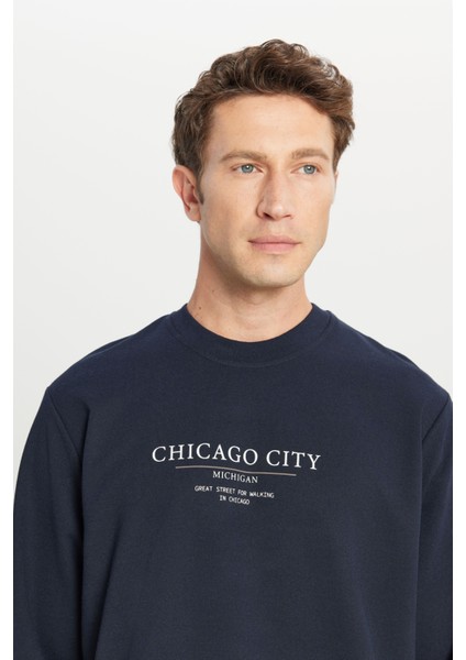 Pamuklu Standart Fit Normal Kesim Bisiklet Yaka Sweatshirt fırsatları