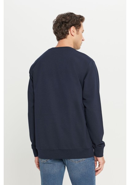 Pamuklu Standart Fit Normal Kesim Bisiklet Yaka Sweatshirt indirimleri