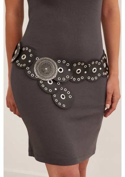 Kuşgözü Detaylı Metal Tokalı Kemer