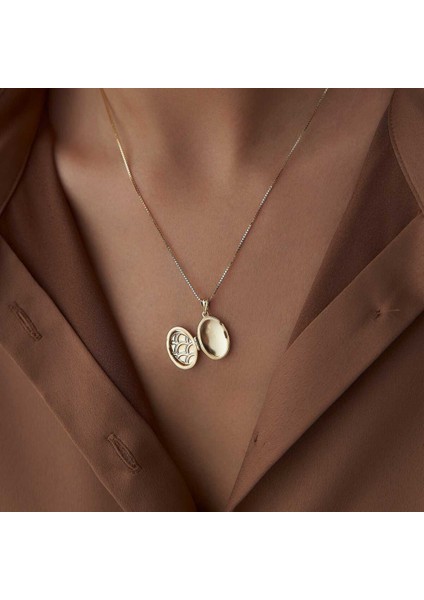 Paraşüt Desen Oval Kapaklı Kolye