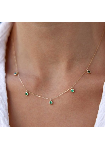 Yeşil Taşlı Sallantılı Kolye