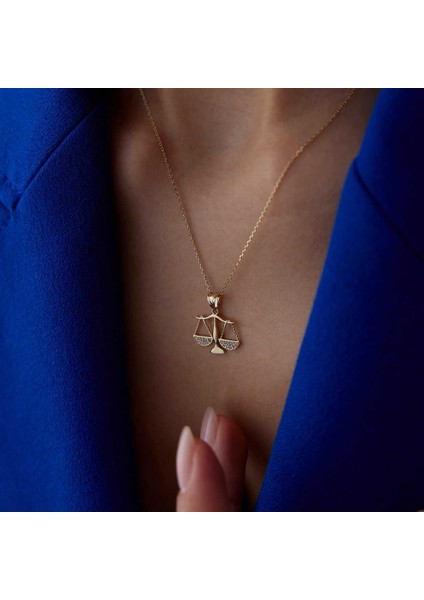 Taşlı Terazi Kolye