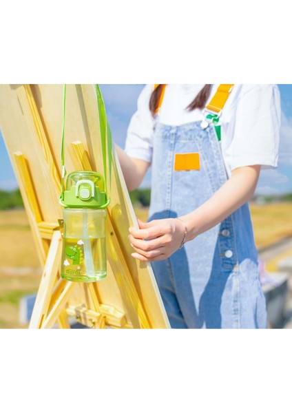 Tritan Pipetli Çocuk Matara Yeşil 550 ml fiyatları