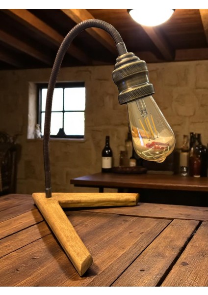 El Yapımı Esnek Spiral Kollu Rustik Masa Lambası modelleri